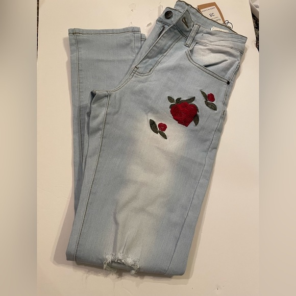 MEN’S slim straight jeans Rose embroidered 28 NWT - Picture 4 of 11